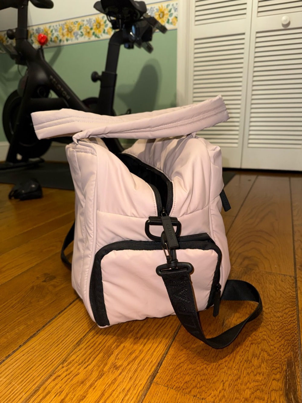 Calpak Luka Duffel in Rose-Quartz Blush - Picture 4 of 8